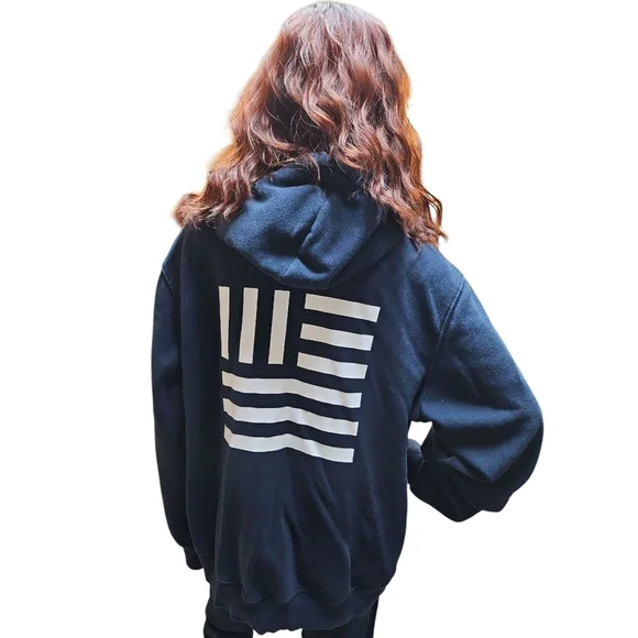 The North Face Women's Navy Hoodie - Picture 4 of 5
